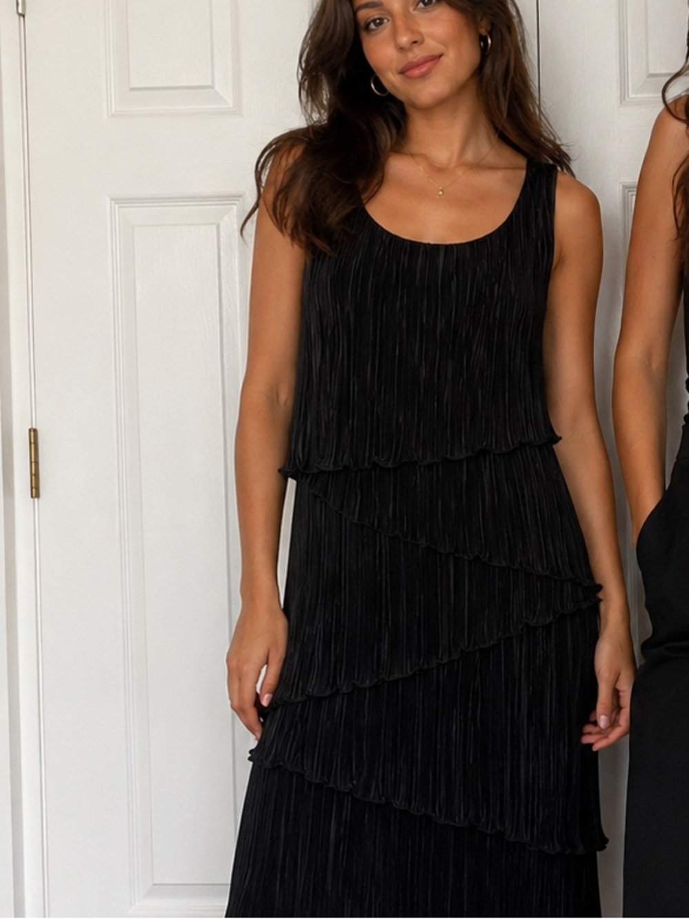 connected apparel Black Sleeveless Layered Pleated Mini Dress